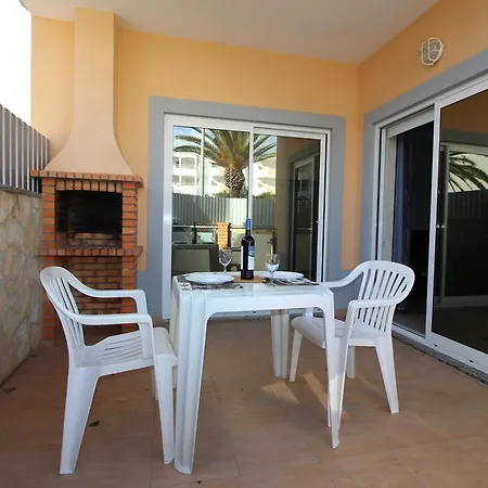 Oura Pereira Apartmán *