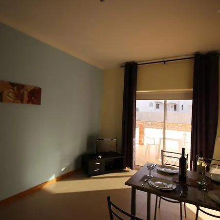 Apartmán Oura Pereira
