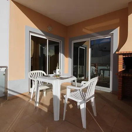 Oura Pereira Daire